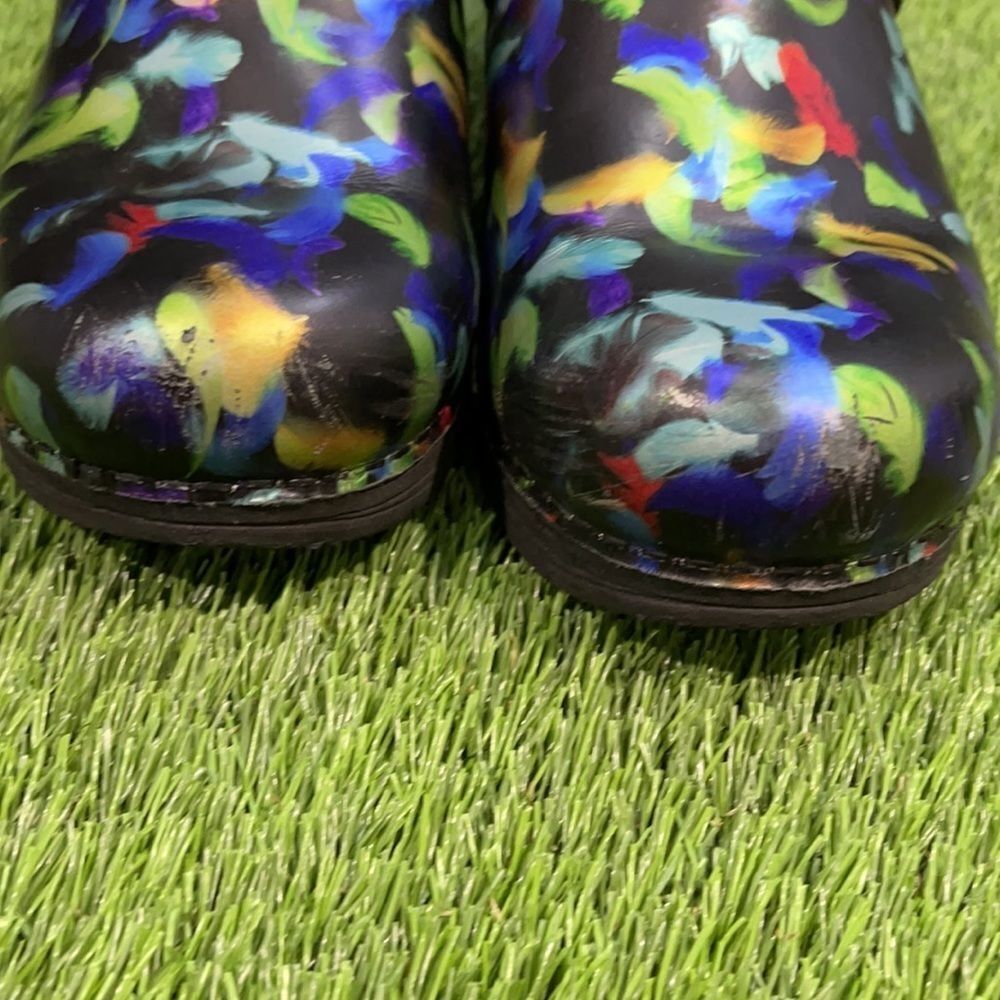 Dansko LT Pro Clogs - Picture 9 of 9